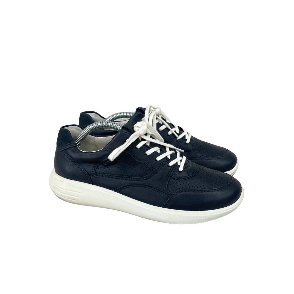 Ecco Soft 7 Runner Black Leather Low Top Lace Sneakers Shoes Womens size 38 US 7